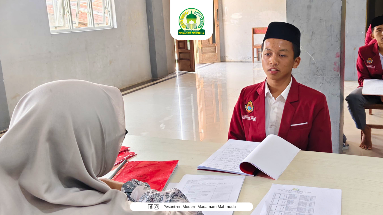 Santri Tingkat Akhir Jalani Sidang Karya Tulis Ilmiah