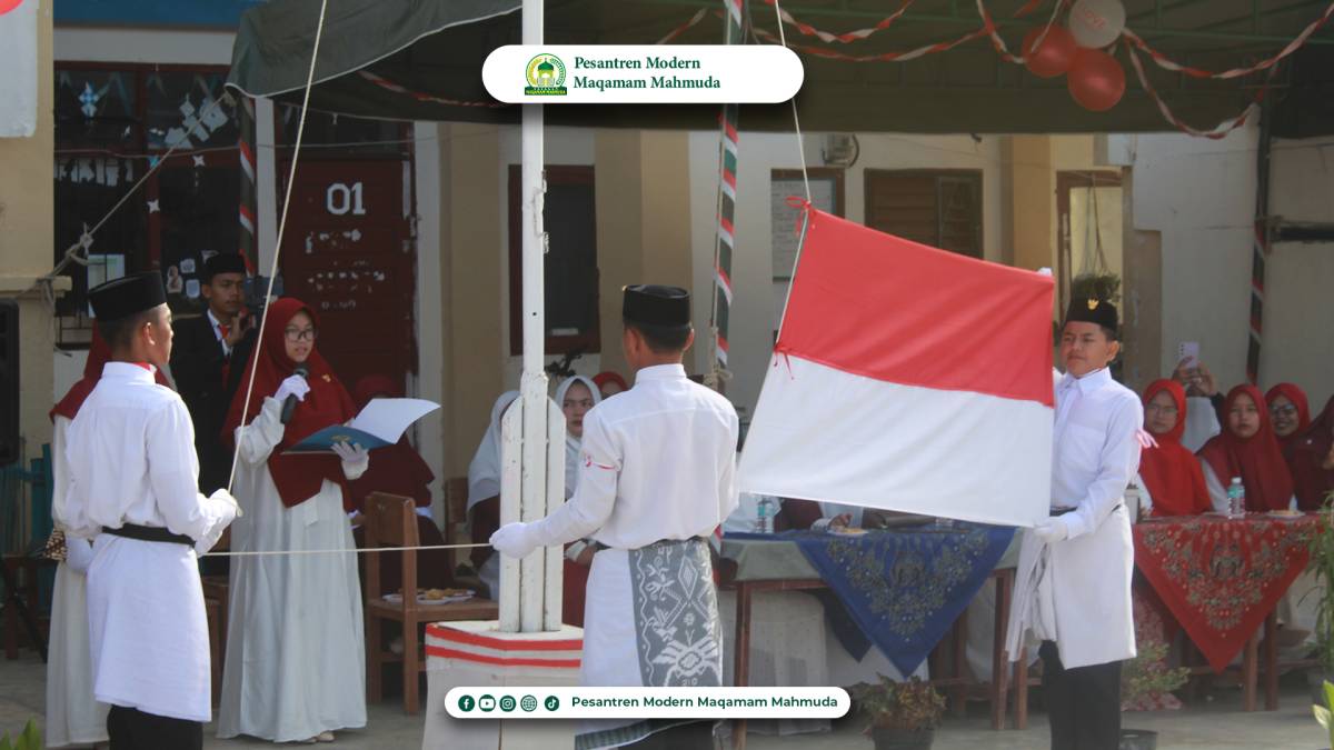  Pesantren Modern Maqamam Mahmuda Gelar Upacara Peringatan HUT ke-81 Kemerdekaan Republik Indonesia